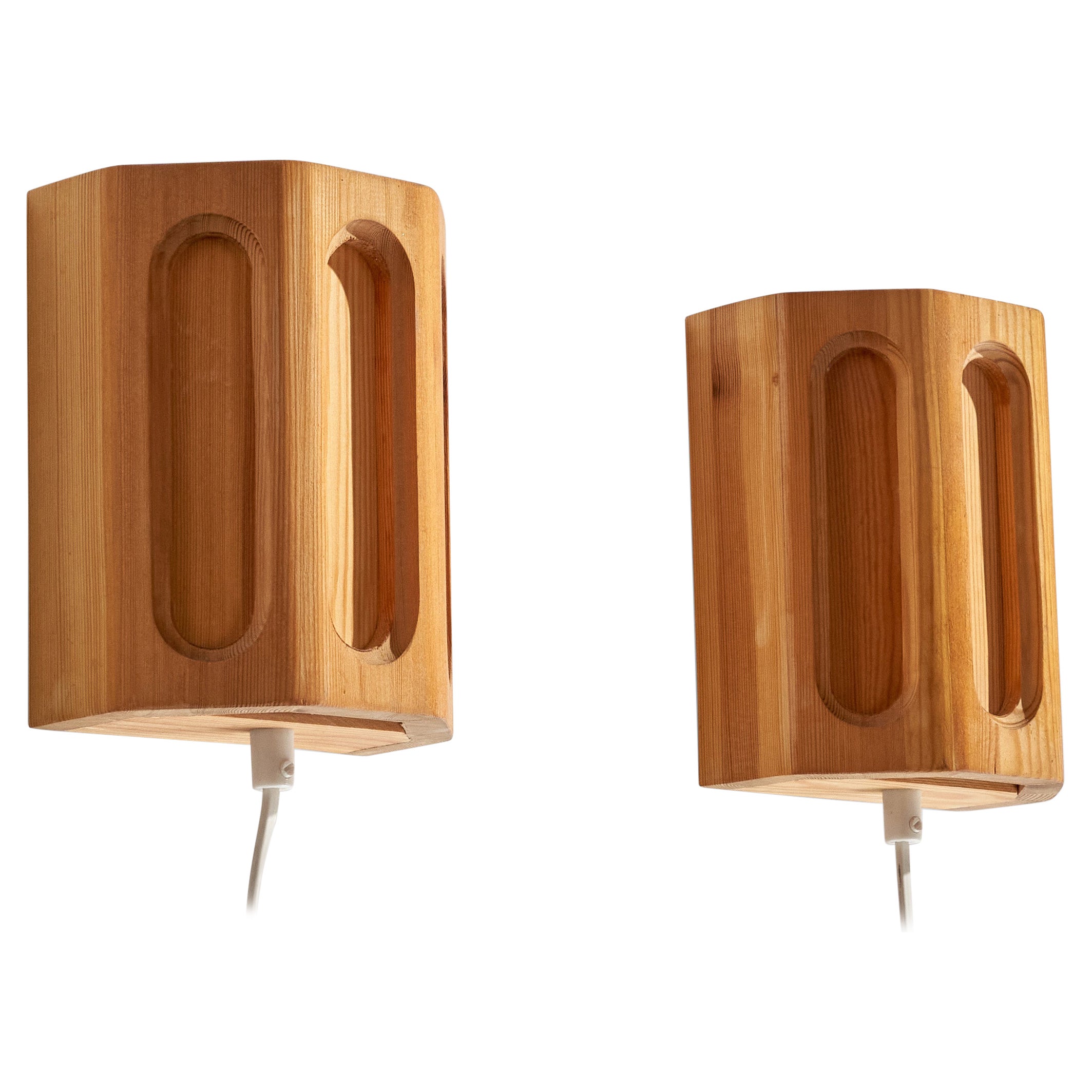 Swedish Designer, Wall Lights, Pine, Sweden, 1970s