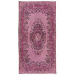 3.8x7 Ft Contemporary Handmade Turkish Medallion Design Accent Rug in Pink Tones (Tapis d'accent turc contemporain fait à la main avec des médaillons dans des tons roses)