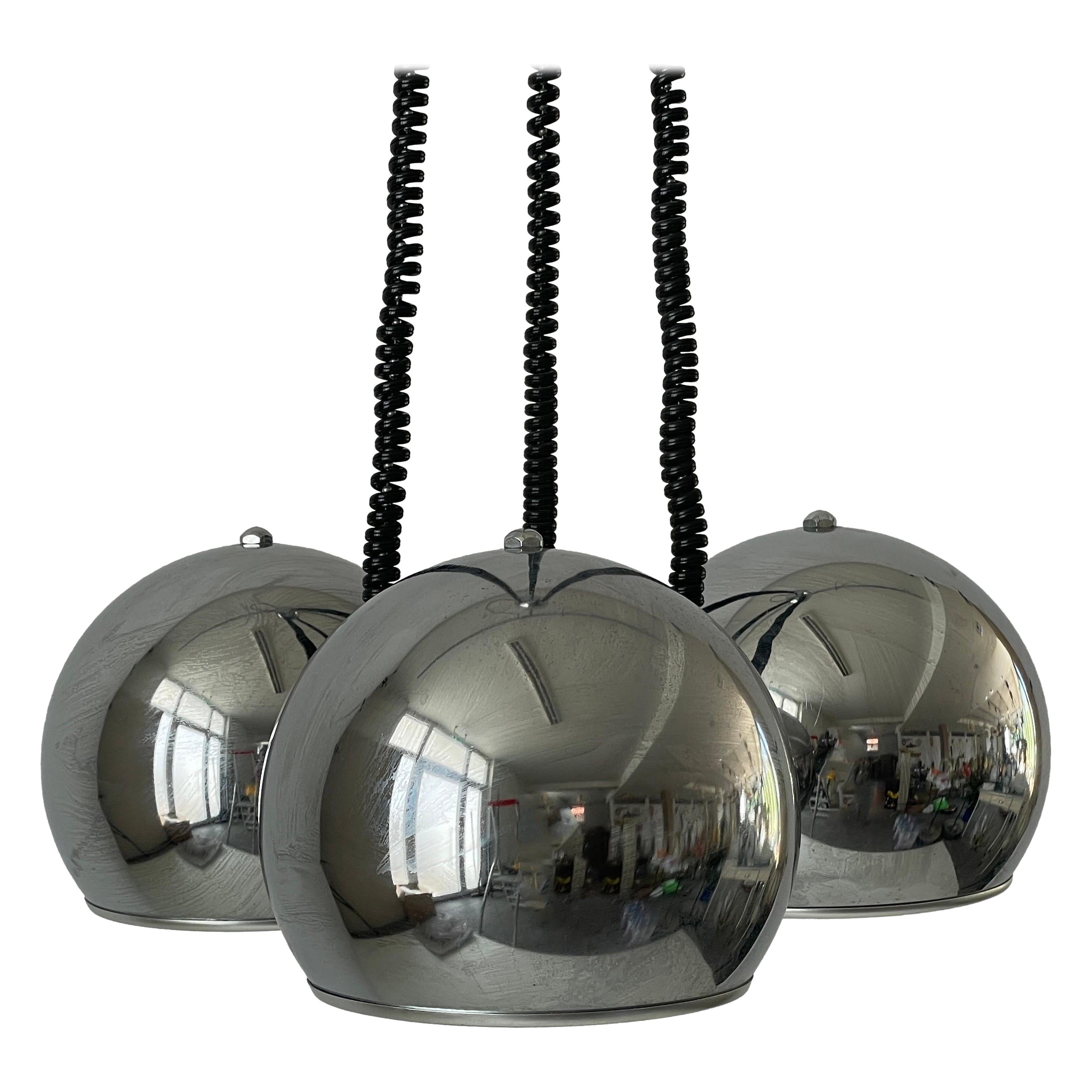 Plafonnier à 3 têtes de l'ère spatiale de Reggiani, 1970, Italie
