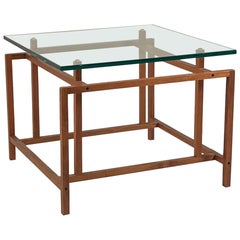 Schlanker Beistelltisch aus Teakholz und Glas von Henning Nørgaard für Komfort Møbler