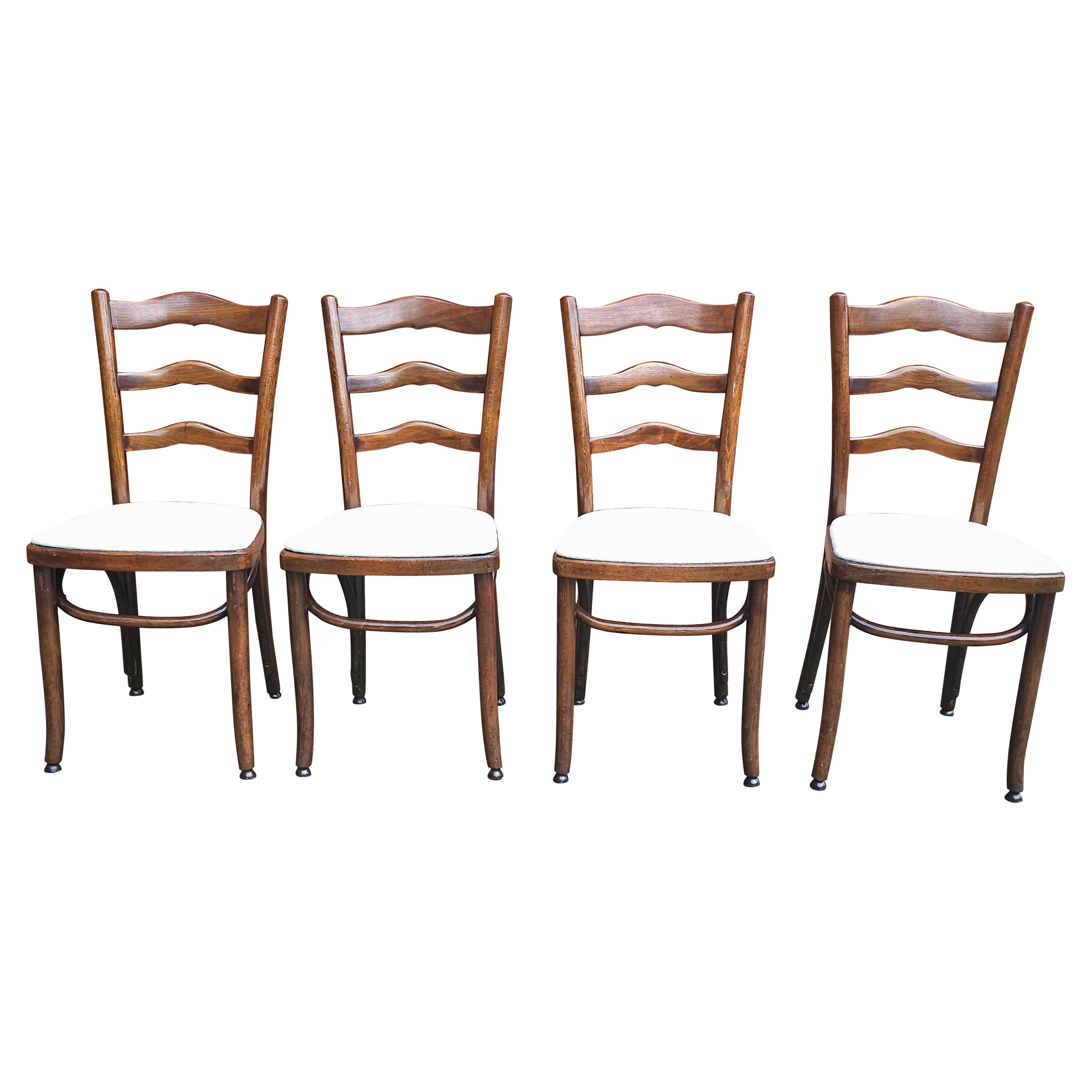 Jacob & Josef Khon & Mundus Walnut Bendwood Ladder Back Side Chairs, Circa 1910s