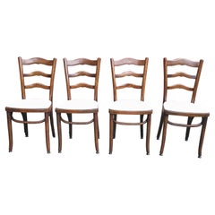 Chaises d'appoint Jacob & Josef Khon & Mundus en noyer et à dossier en échelle, Circa 1910s