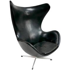 Egg Chair by Arne Jacobsen