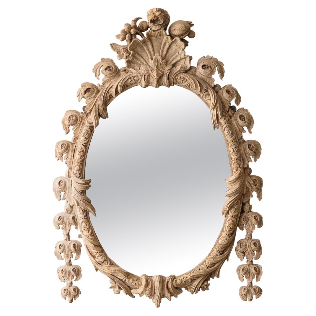 Miroir sculpté peint en blanc Queen Anne Stone en vente