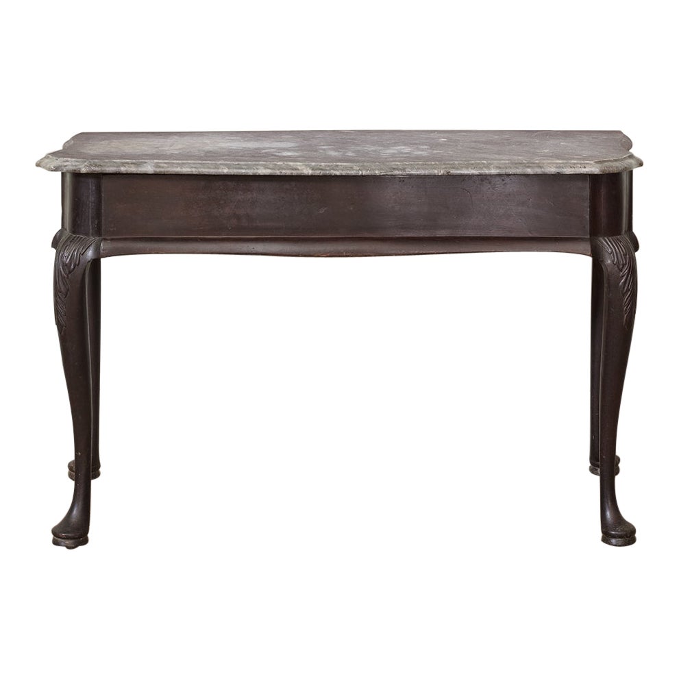 Bescheidener Beistelltisch aus Mahagoni George II