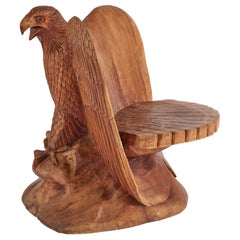 Sculpture d'aigle sculptée