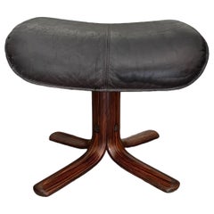 Pouf - Ottoman - Footrest - leather - Norwegian - Hjellegjerde - Norway 1970's