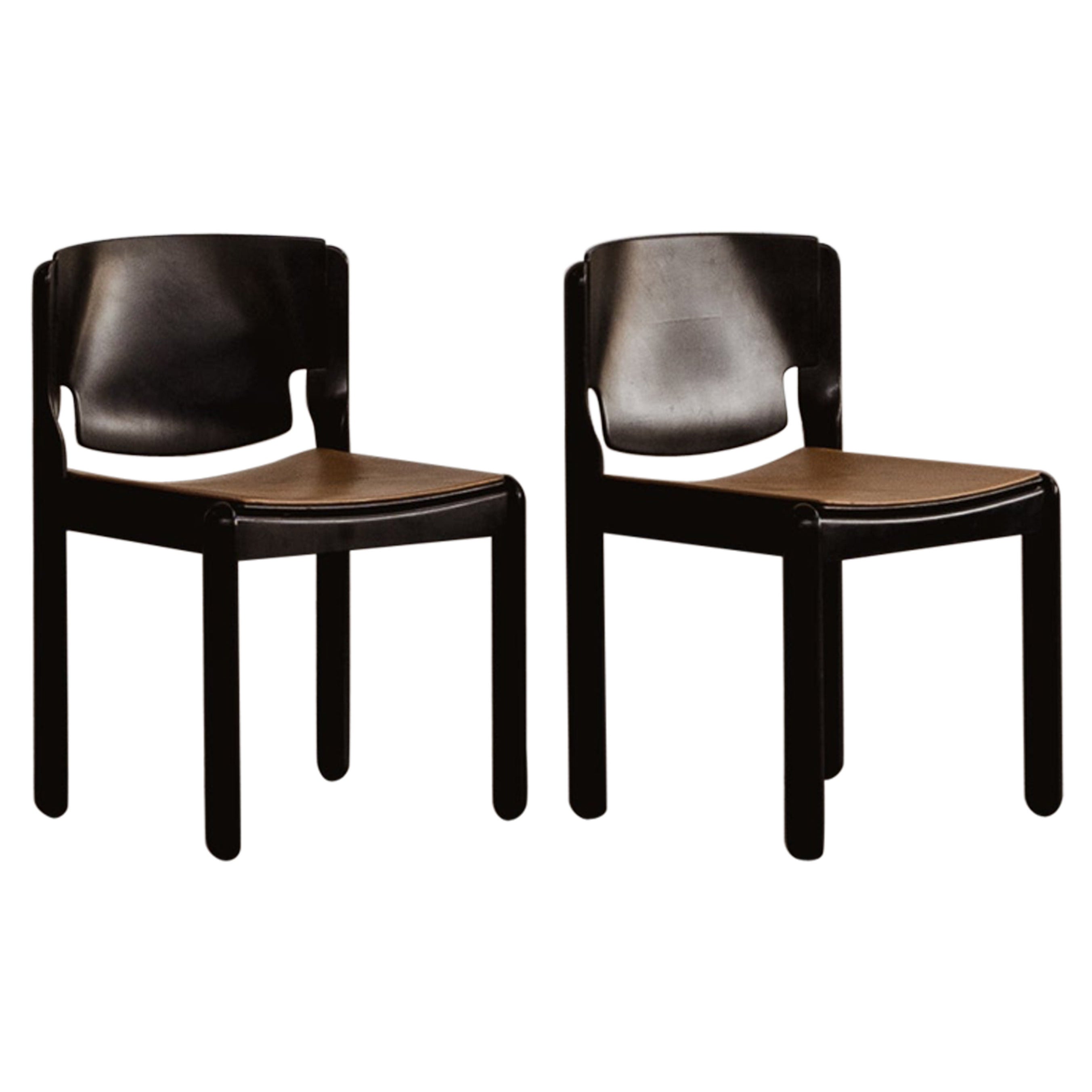 Vico Magistretti "122" Chairs for Cassina, 1967, Set of 2