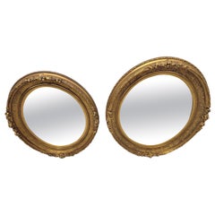 Antique Miroirs muraux ovales en bois doré sculpté Napoléon III - Lot de 2