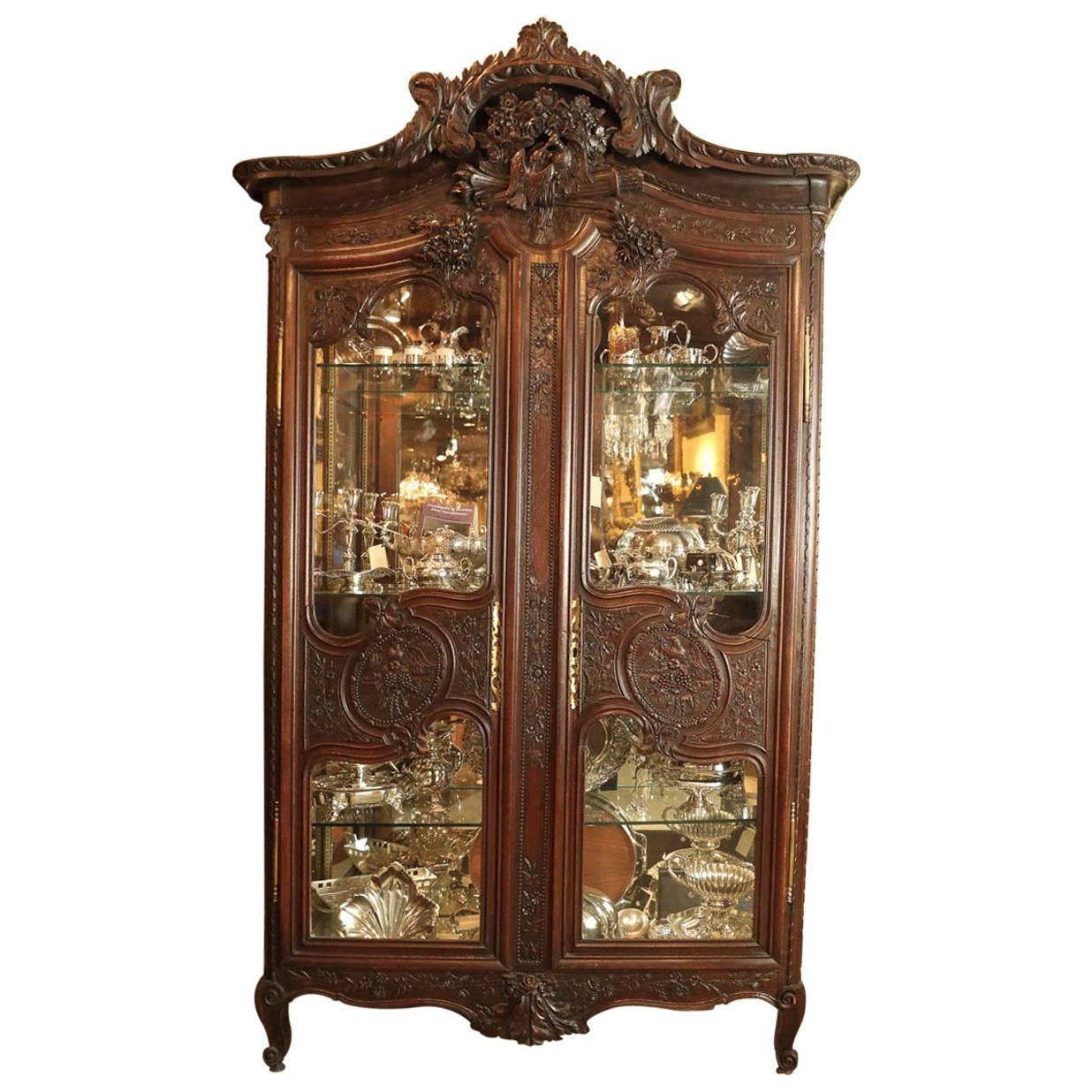 19th Century French Wood Carved Display Cabinet For Sale