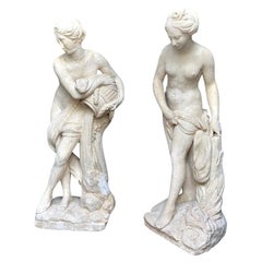 Pair 18th C. Statues Life Size Figures of Women Maiden Sculptures At Bath Stone (Paire de statues du 18ème siècle)