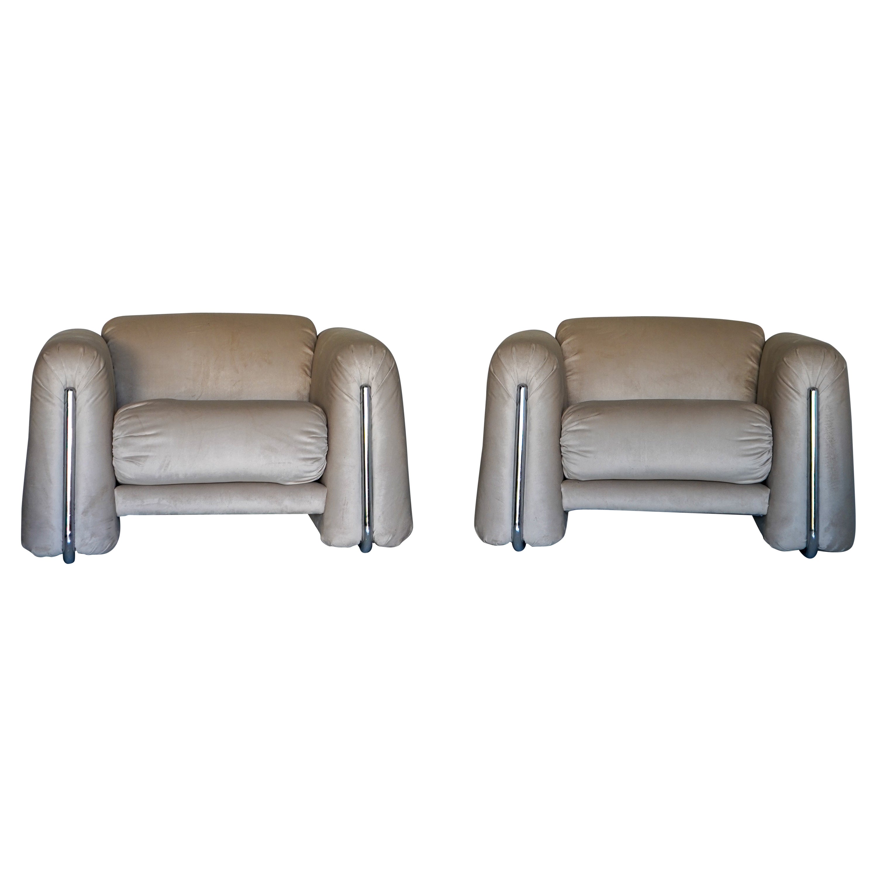 Rare Pair of 1970s Italian Armchairs in Chrome and Champagne Velvet