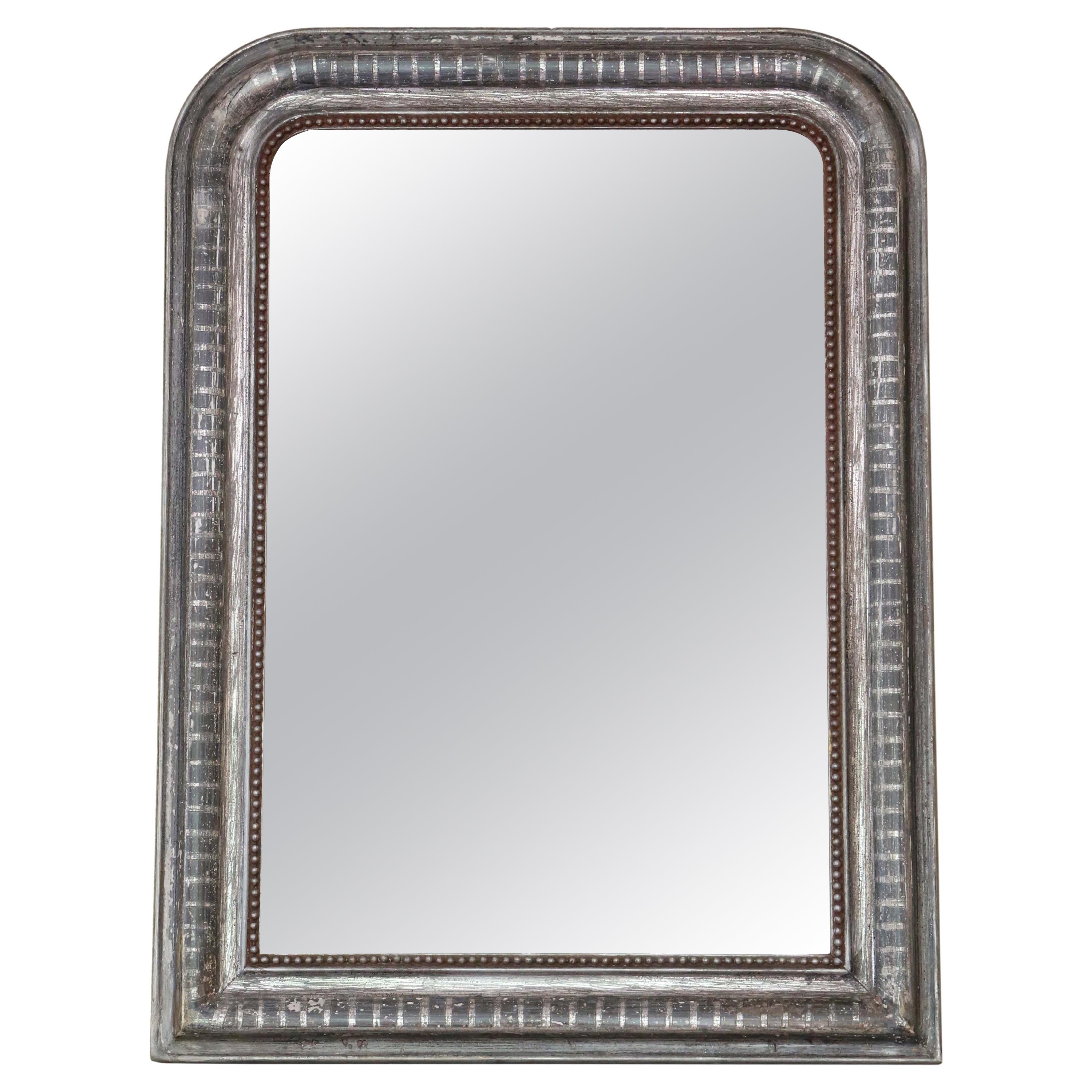 Espejo de pared antiguo grande dorado de plata del siglo XIX - Calidad en venta