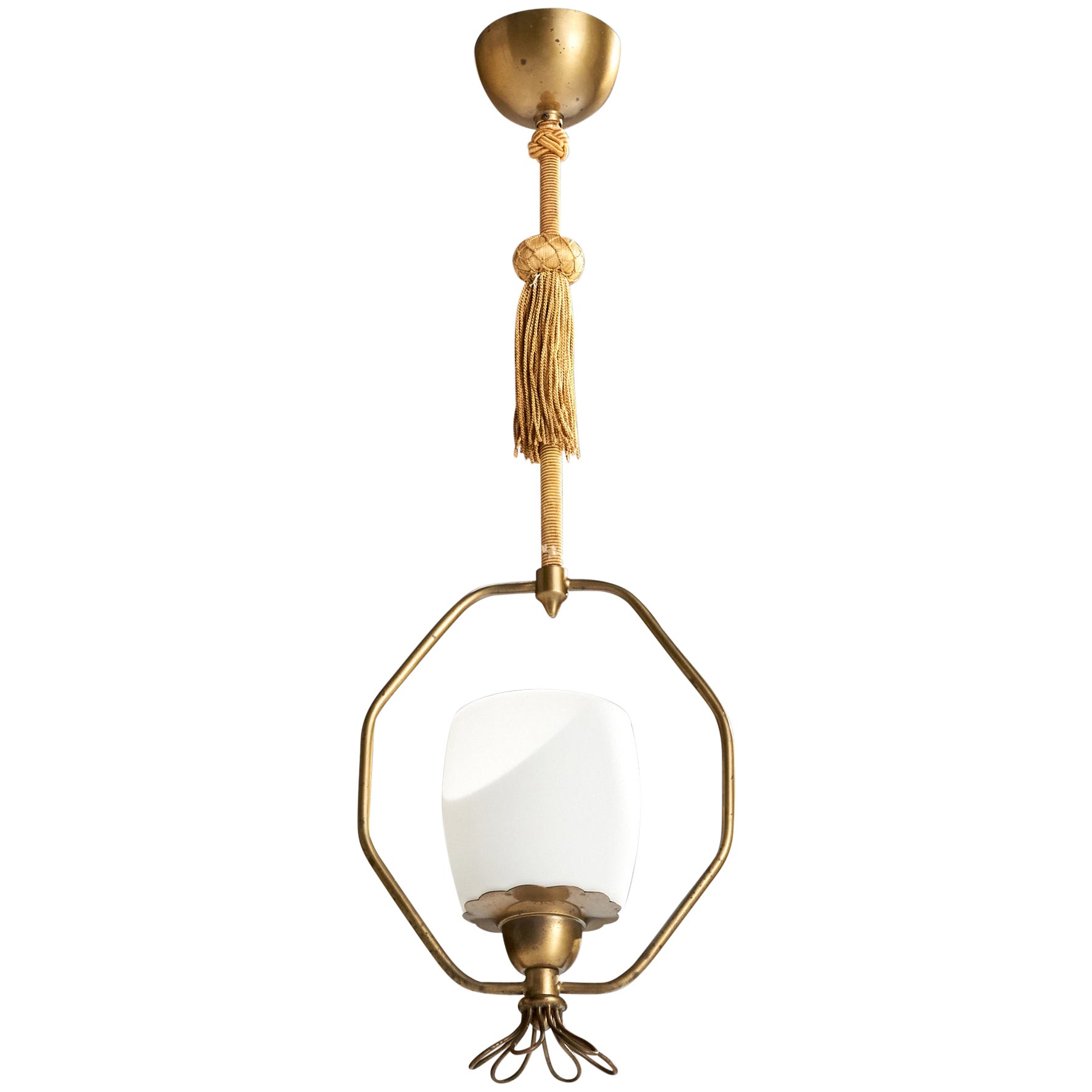 Schwedische Designerin, Pendelleuchte, Messing, Glas, Stoff, Schweden, 1940er Jahre
