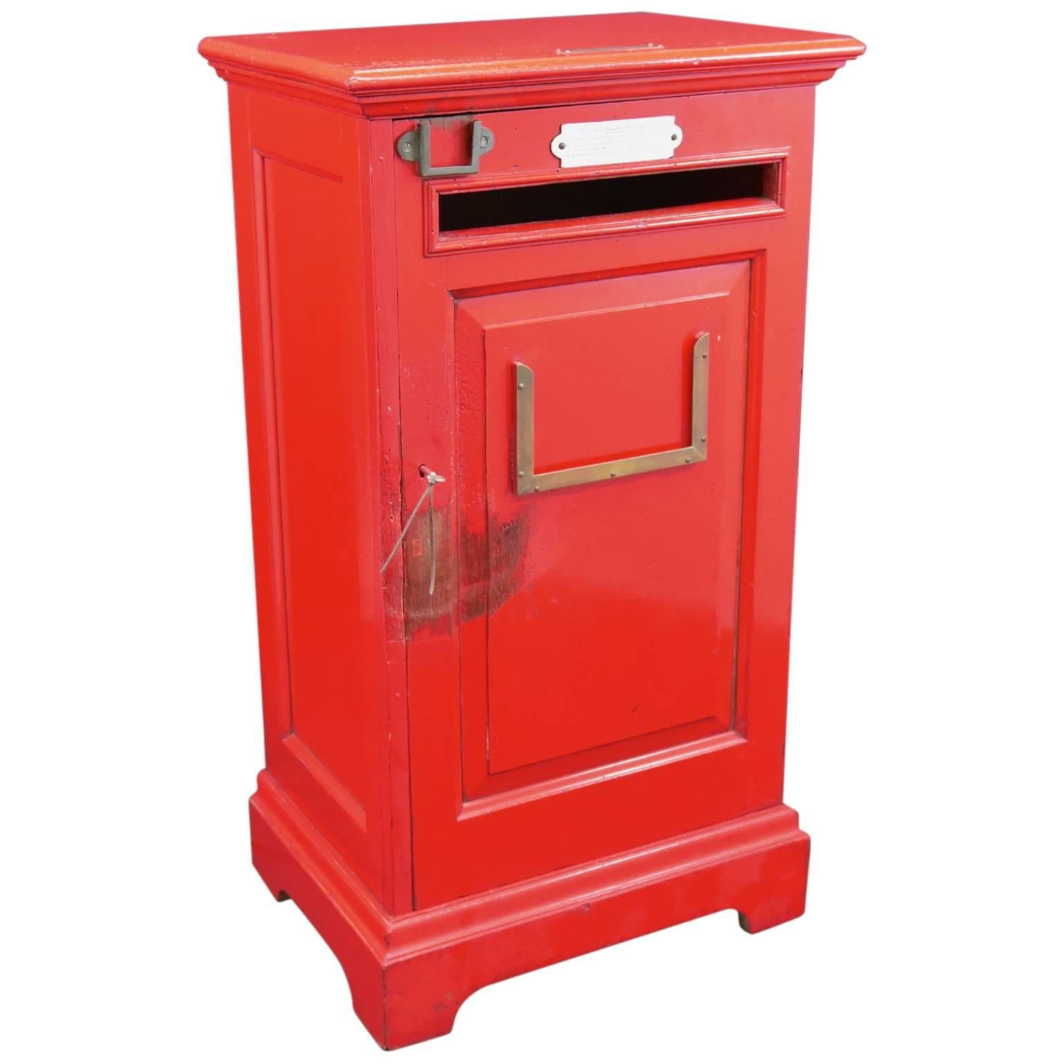 English 'Country House' Private Post Box c1925