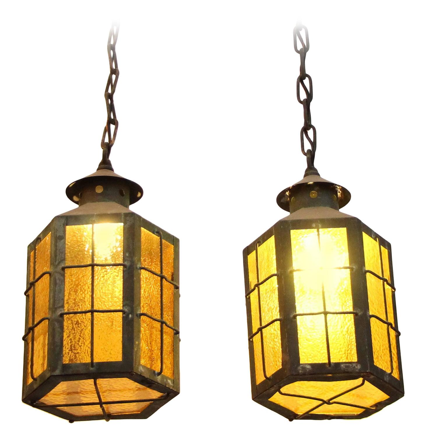 1930s Pair of Outdoor Copper Pendant Lanterns with 1930s Pair of Outdoor Copper Pendant Lanterns with