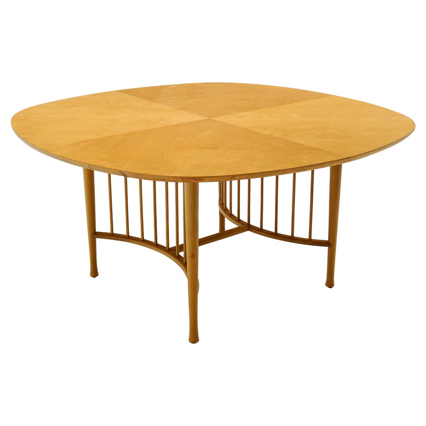 Stil des Ettore Sottsass Esstisches. Große, abgerundete, quadratische Form.