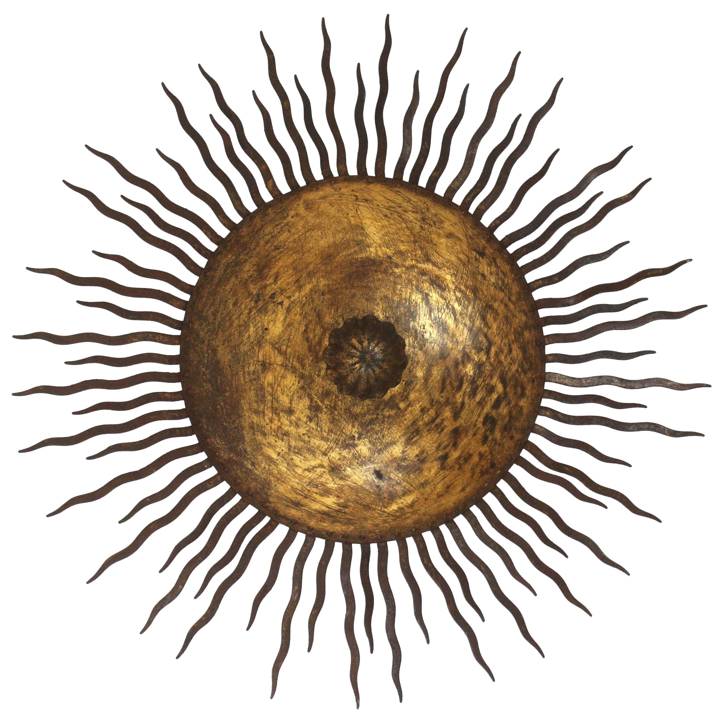 Lámpara de araña Sunburst grande con rayos rizados en hierro dorado en venta