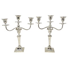 Paire de candélabres anglais anciens en argent Sheffield "Hawksworth Eyre Co" vers 1890