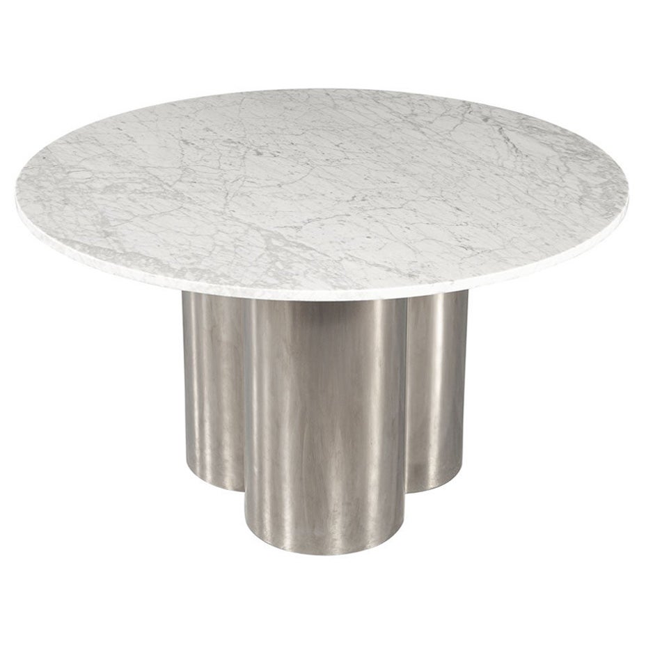 Moderner runder Tisch mit Marmorplatte und Metallsockel im Angebot