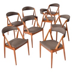 8 Kai Kristiansen Mid-Century Modern Model 31 Danish Teak Dining Chairs