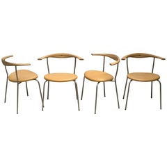 Set of Four Stackable Bull Horn Chairs, Model PP701 by Hans Wegner