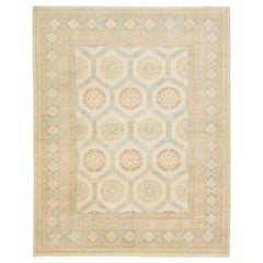 Tapis moderne Khotan beige avec motif géométrique sur toute sa surface