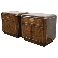 Bernhard Rohne per Mastercraft Comodini Hollywood Regency in legno di radica e ottone