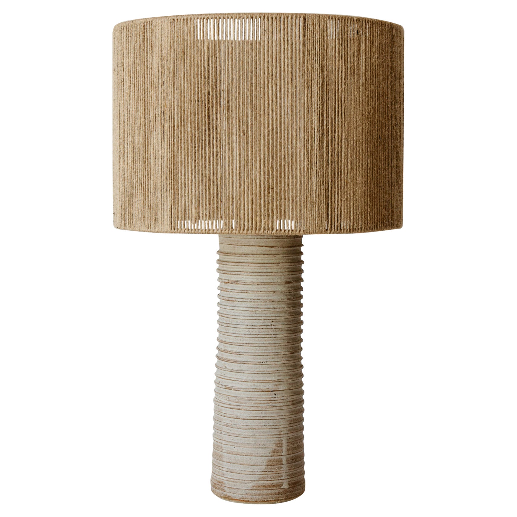 Lampe à poser en céramique mate blanc gris Patagonia par Grès Éditions