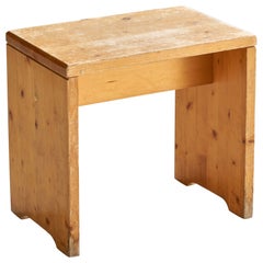 Charlotte Perriand, Hocker, Kiefernholz, Frankreich, 1960er Jahre