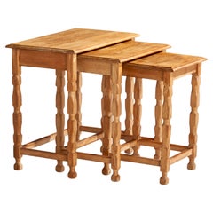 Dänische Designerin, Schachteltische, Eiche, Dänemark, 1960er Jahre
