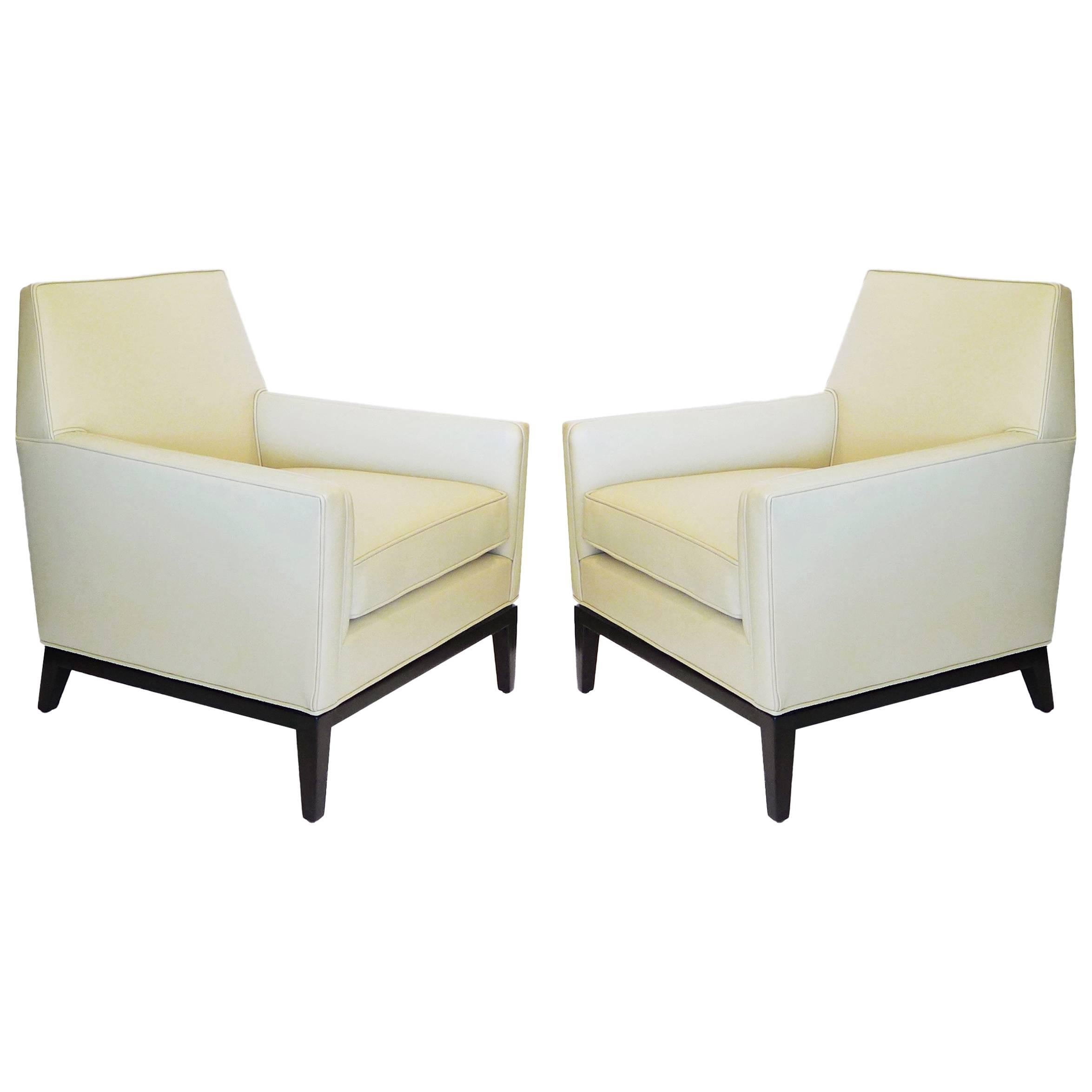 Pair of Edwar Wormley Chairs for Dunbar in Vanilla Leather For Sale