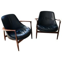 Exceptionnelle paire de chaises Elizabeth en bois de rose par Ib Kofod-Larsen