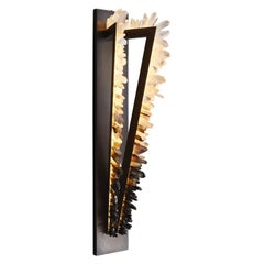 Triángulo con lado diagonal Lámpara de pared de bronce y cristal de Christopher Boots