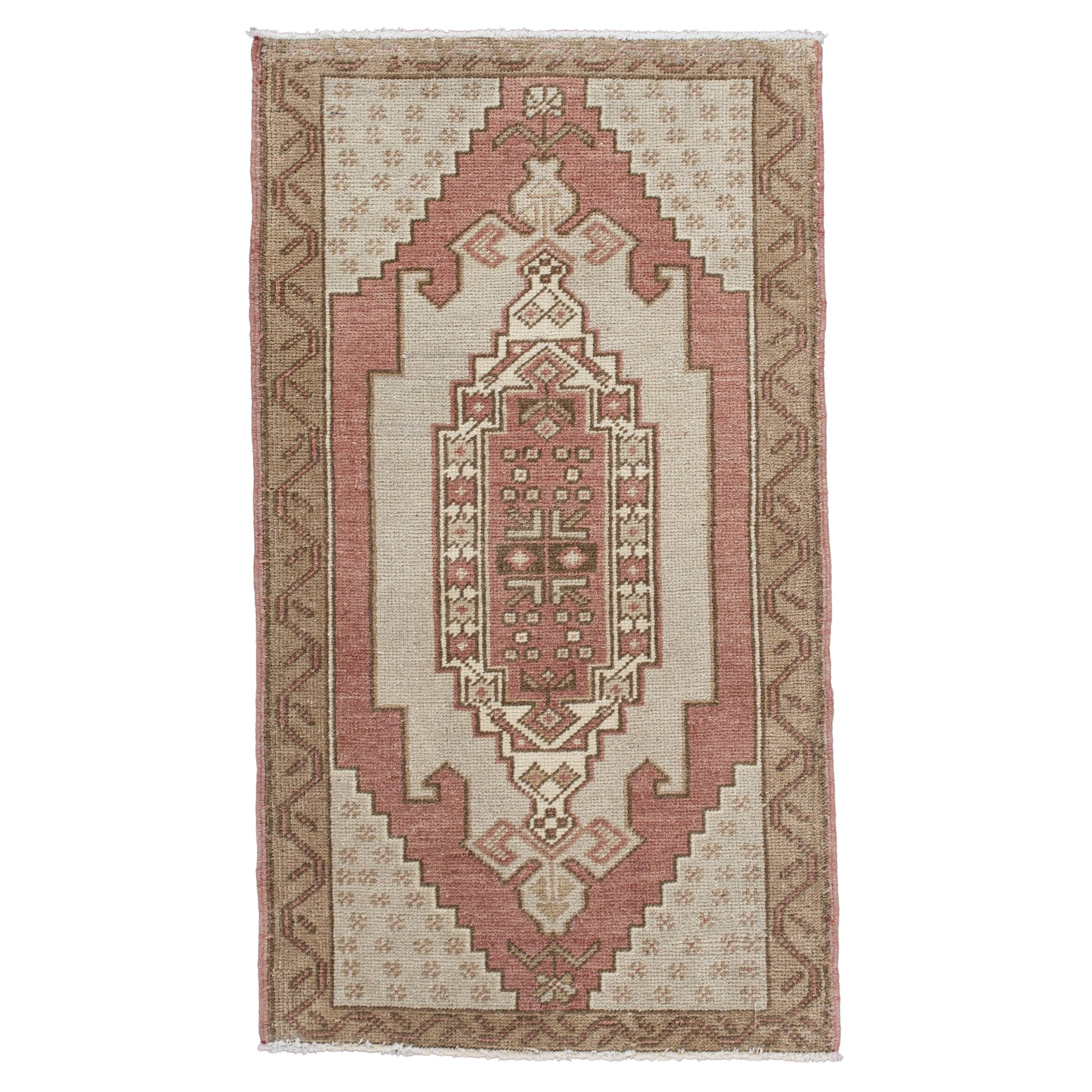 Oriental Hand Knots Rugs Vintage Turkish Mini Rug 1'8" x 3' #10392