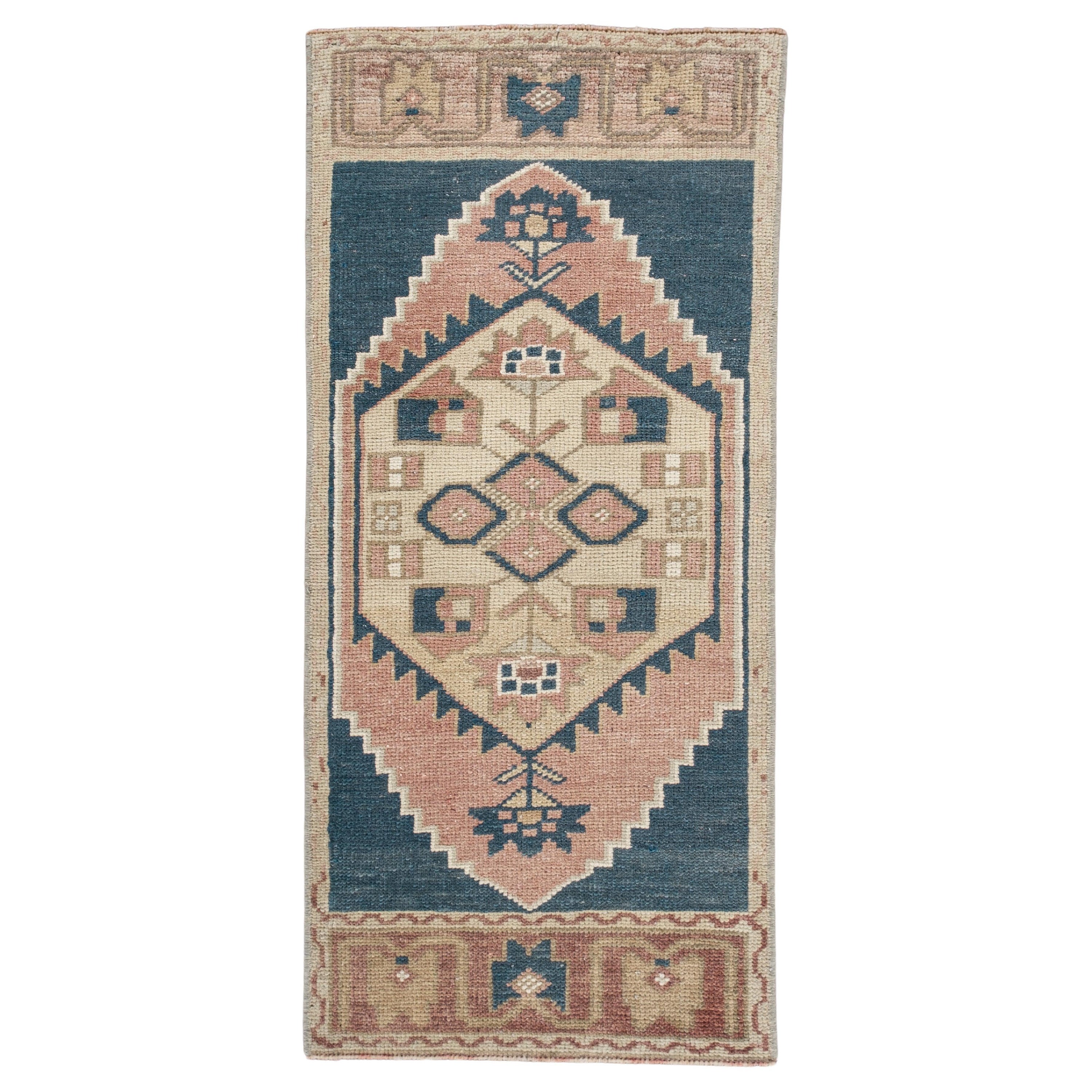 Oriental Hand Knotted Vintage Turkish Mini Rug 1'5" x 3'1" #10186