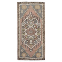 Mini Alfombra Turca Vintage Oriental Anudada a Mano 1'10" x 3'10" #11997