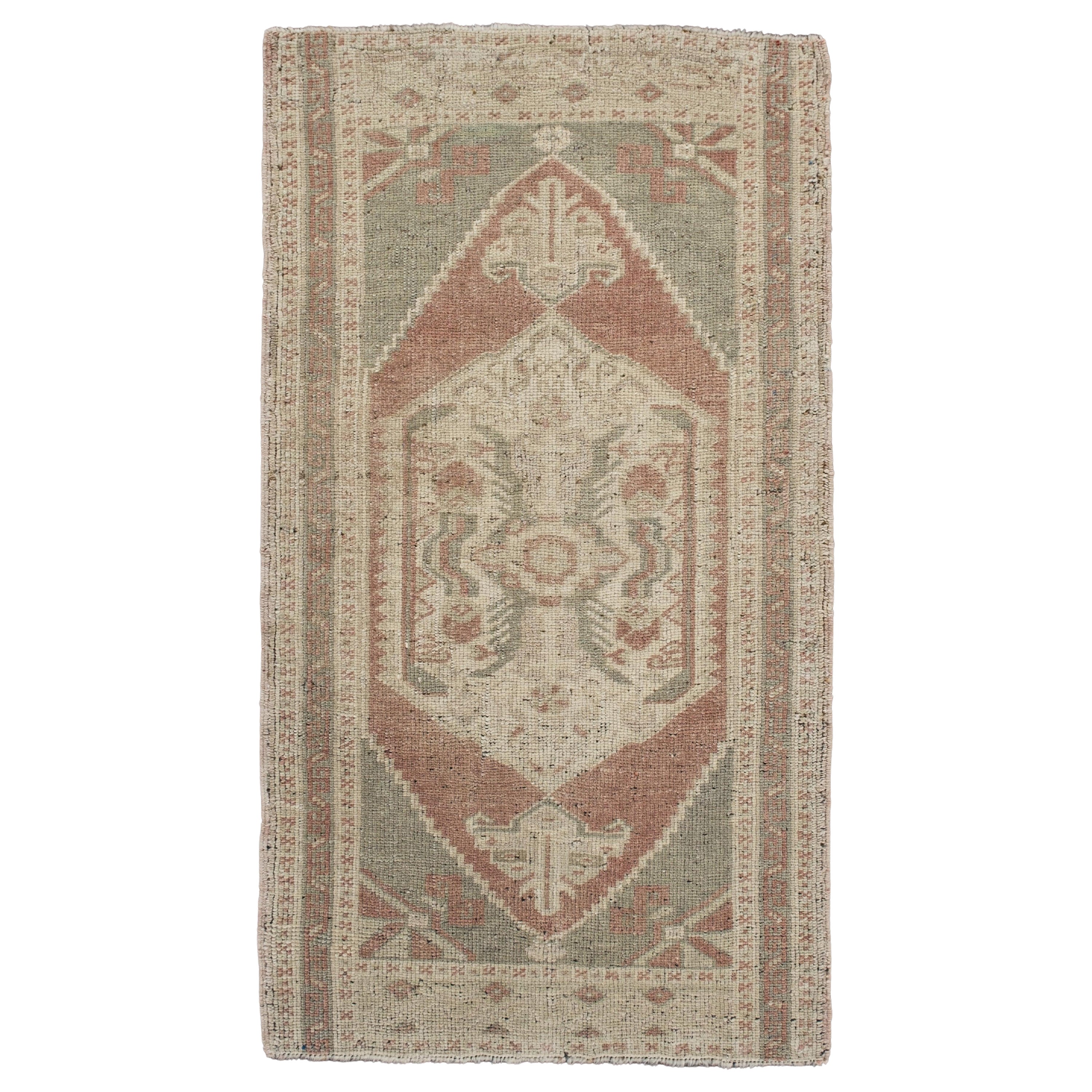 Oriental Hand Knots Rugs Vintage Turkish Mini Rug 1'10" x 3'3" #10720 in vendita