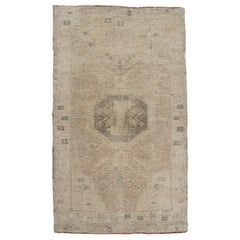 Mini Alfombra Turca Vintage Oriental Anudada a Mano 1'7" x 2'9" #10012