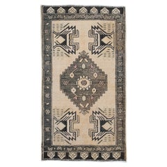Oriental Hand Knots Rugs Vintage Turkish Mini Rug 1'10" x 3'4" #10151