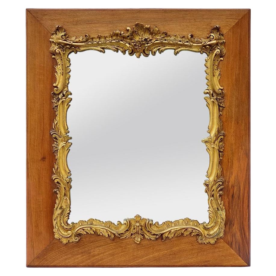 Antiguo Espejo de Pared Francés Estilo Luis XV, Madera y Adornos Dorados, circa 1890