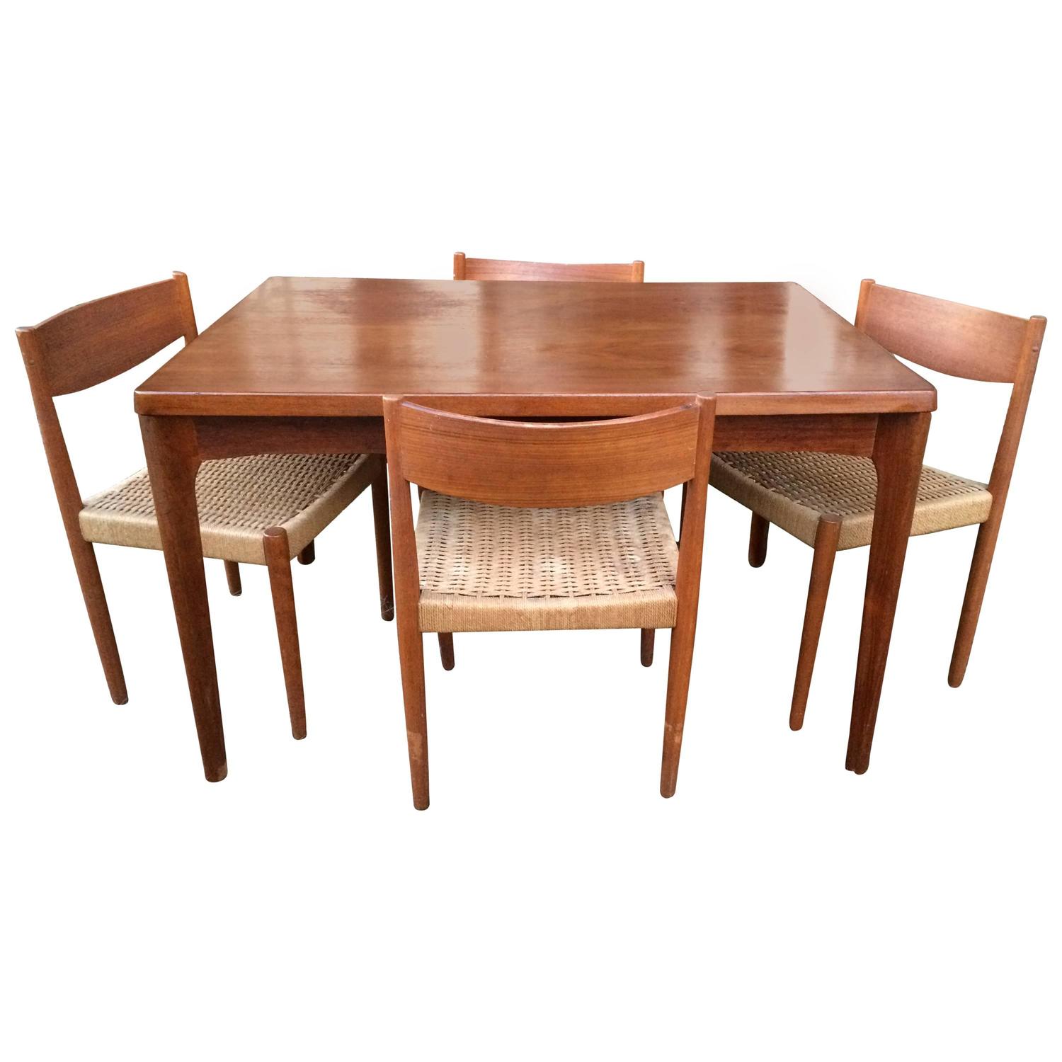 Teak Dining Table And Chairs: A Match Made In Heaven