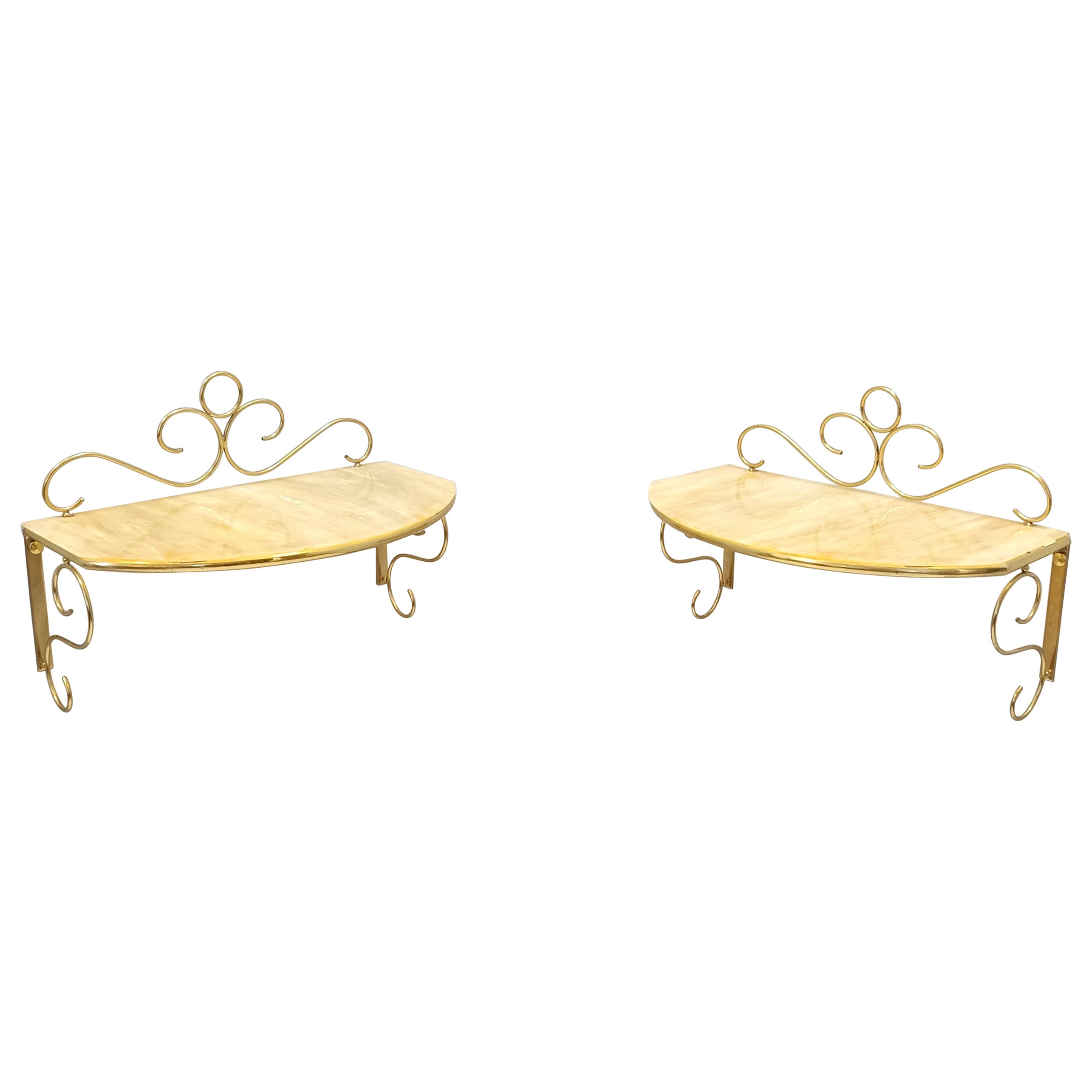 Pareja de Consolas / Mesillas de Noche de Latón y Cristal de Murano, Italia en venta