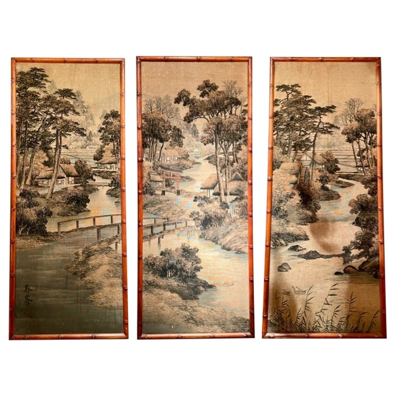 Set von 3 antiken orientalischen Wandtafeln aus Seide, ca. 1920er Jahre.