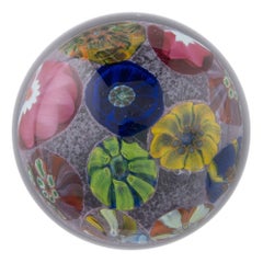 Salvador Ysart Briefbeschwerer Spaced Millefiori um 1950