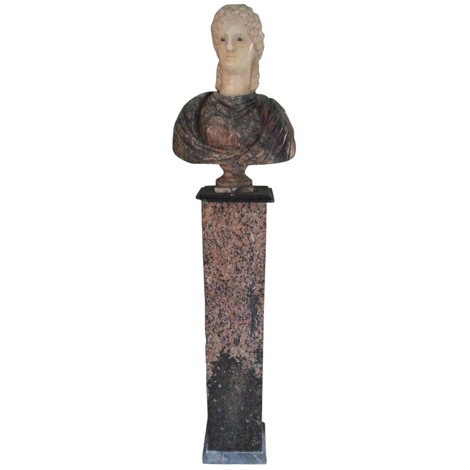 Bust of a Woman on a Roman Antique Column in Egyptian Granit For Sale