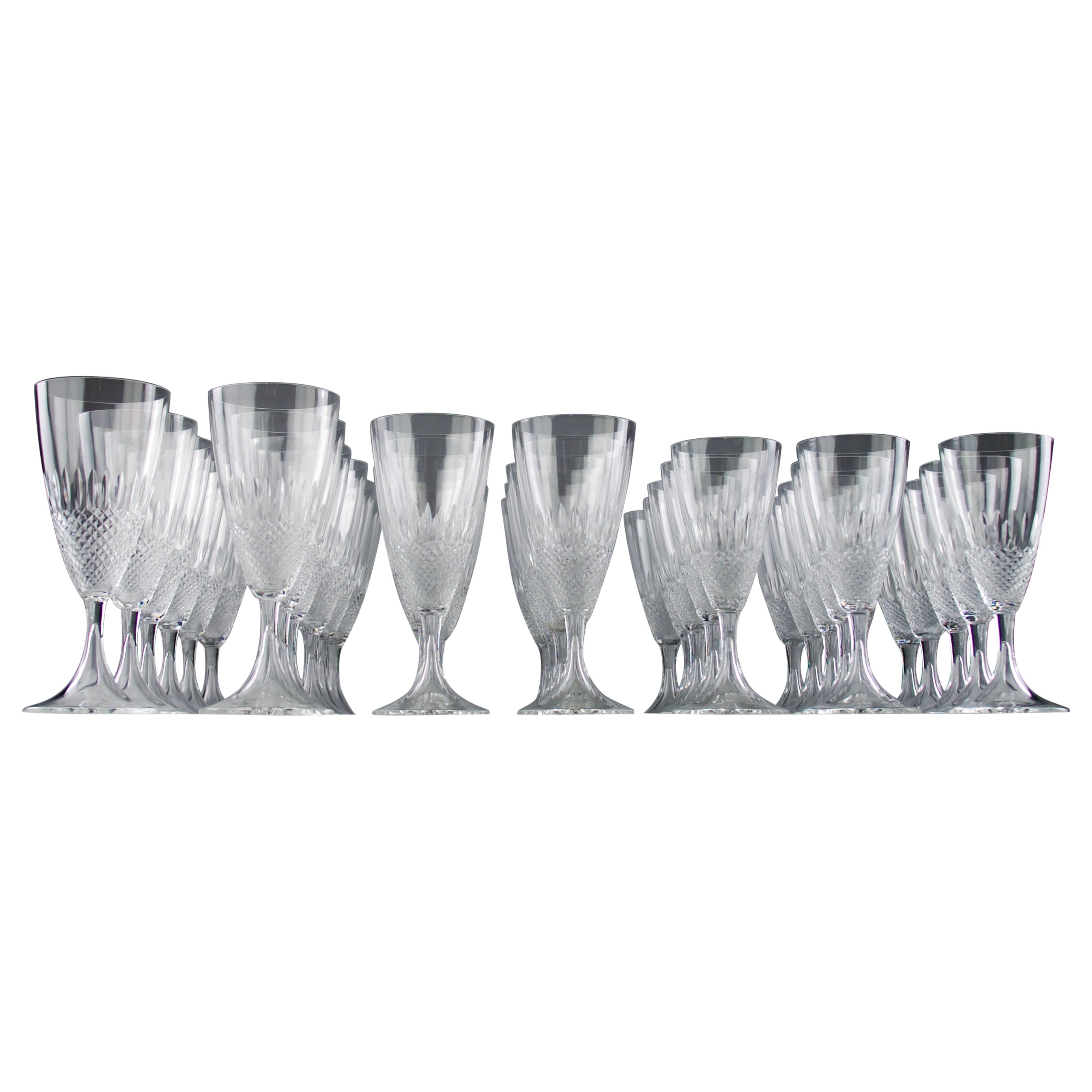 Lalique, Servicio de Cristal Modelo "Chinon" (39 piezas), Francia Años 70