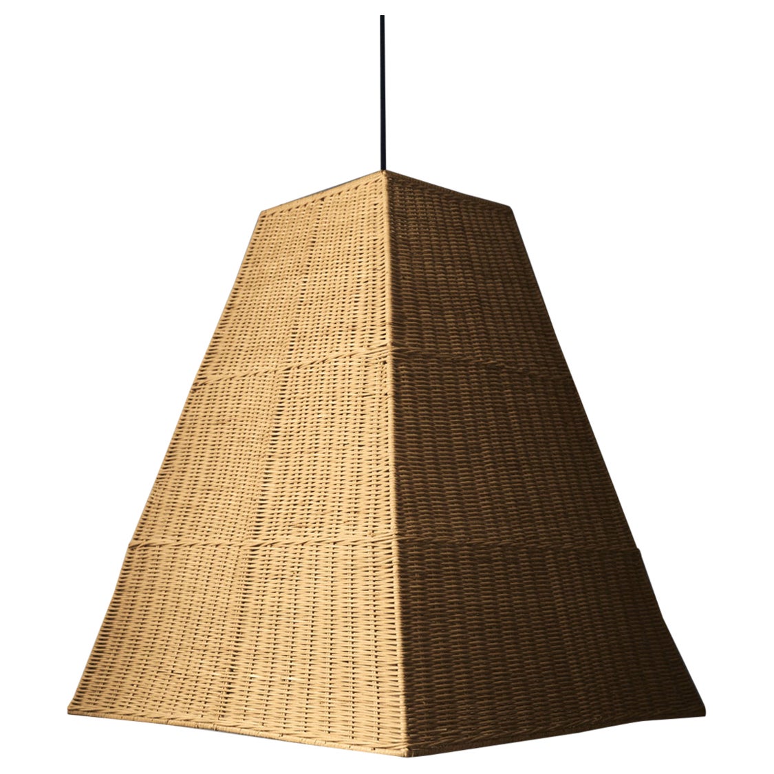 Massimo Rattan XL, par DUNLIN