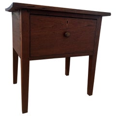 Tavolino/cassa in legno di noce antico dei primi anni '80