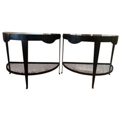 Coppia di tavoli Demilune in ferro nero Hollywood Regency